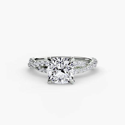 The Twisted Pavé Solitaire